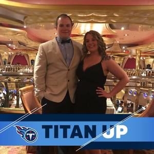 Meet your Posher, Carlos